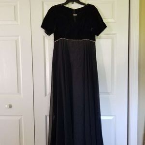 Formal flowy black dress